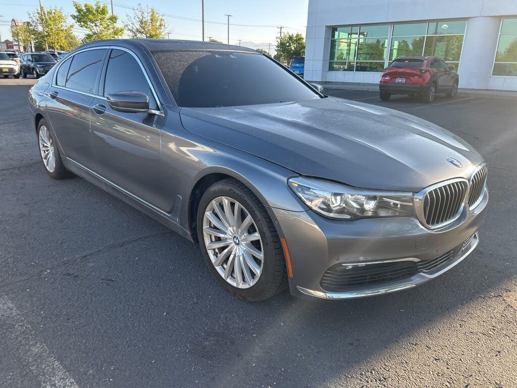 2017 BMW 7 Series 740i xDrive AWD