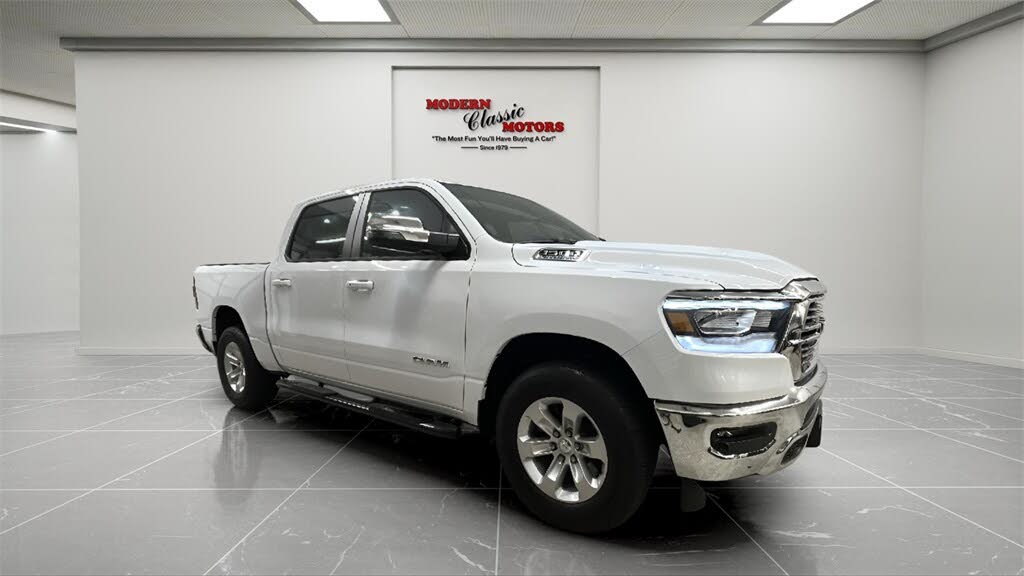 2024 RAM 1500 Laramie Crew Cab 4WD