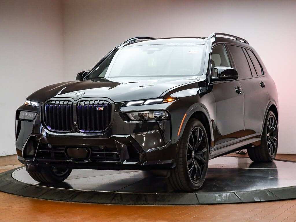 2026 BMW X7 M60i AWD