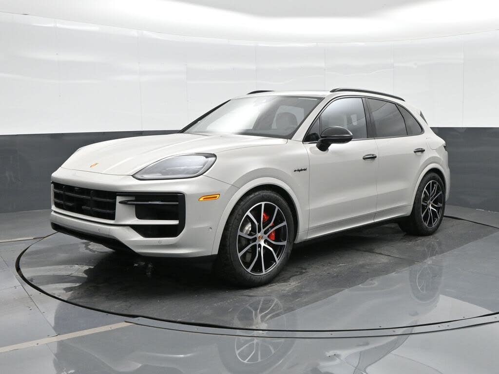 2026 Porsche Cayenne S AWD