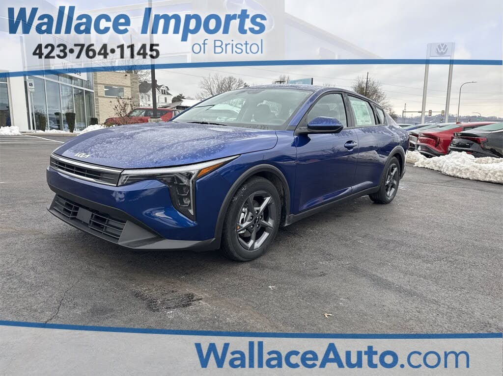 2025 Kia K4 LXS FWD