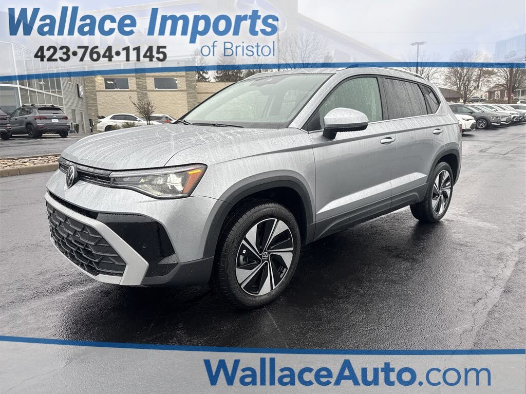 2025 Volkswagen Taos SE 4Motion