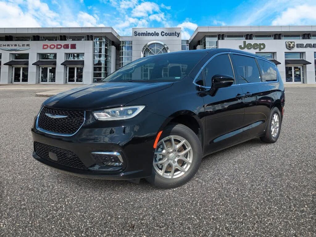 2026 Chrysler Pacifica Select FWD