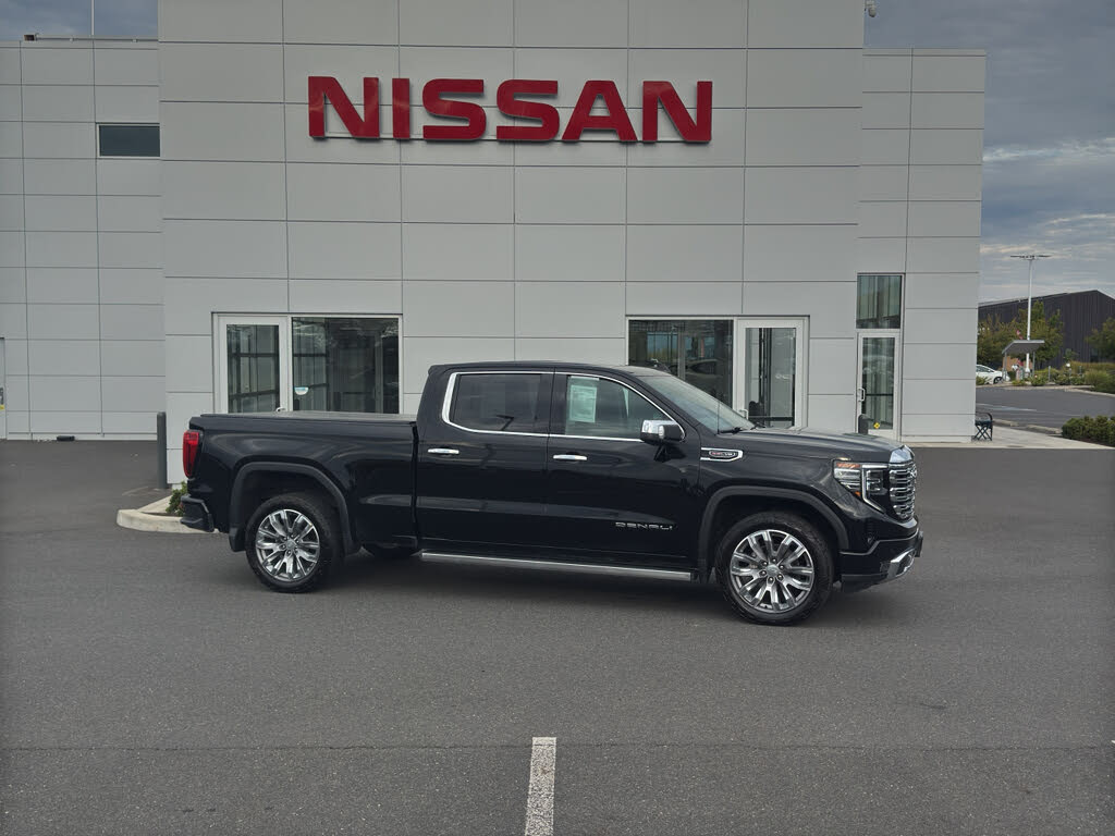 2023 GMC Sierra 1500 Denali Crew Cab 4WD