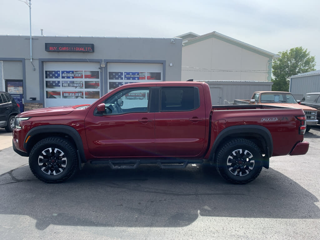 2023 Nissan Frontier PRO-4X Crew Cab 4WD