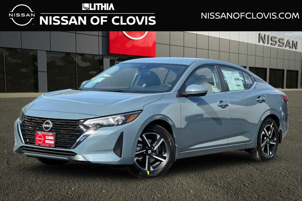 2025 Nissan Sentra SV FWD