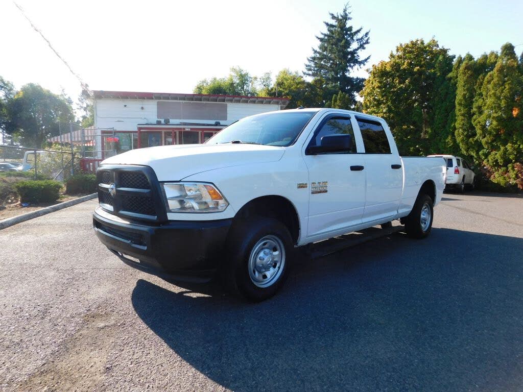 2018 RAM 2500 Tradesman Crew Cab RWD