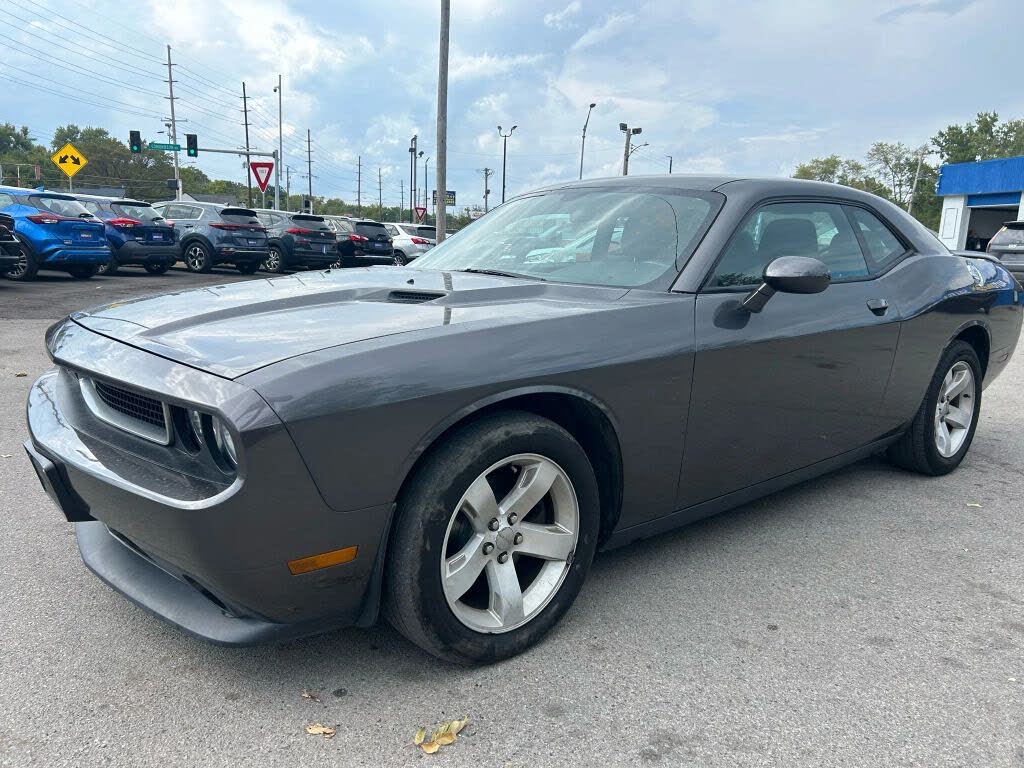 2014 Dodge Challenger SXT RWD