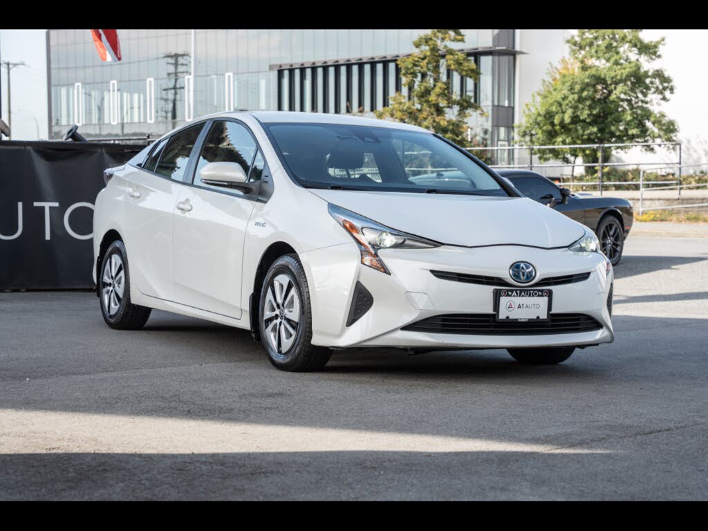 2018 Toyota Prius Two FWD