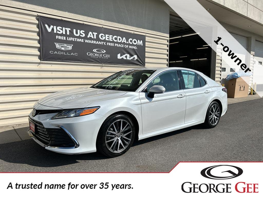 2024 Toyota Camry XLE FWD