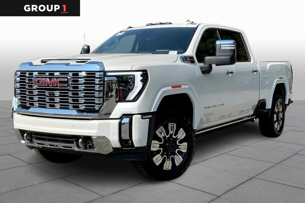 2025 GMC Sierra 2500HD Denali Crew Cab 4WD