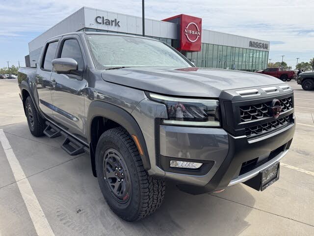 2026 Nissan Frontier PRO-4X Crew Cab 4WD
