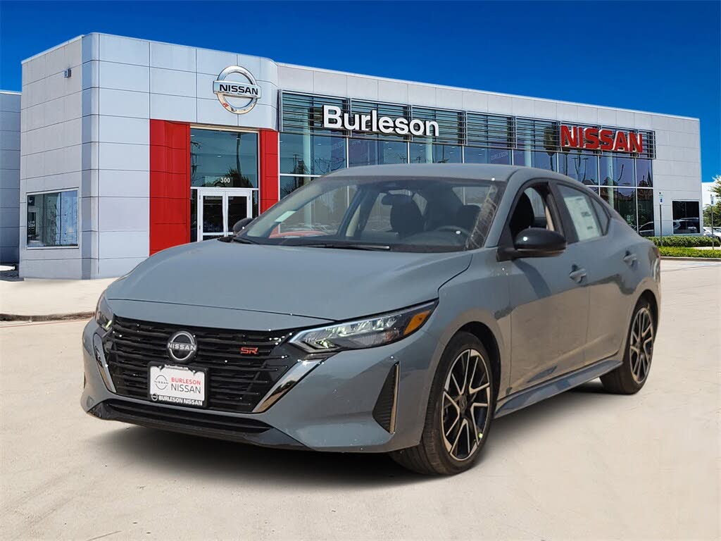 2025 Nissan Sentra SR FWD