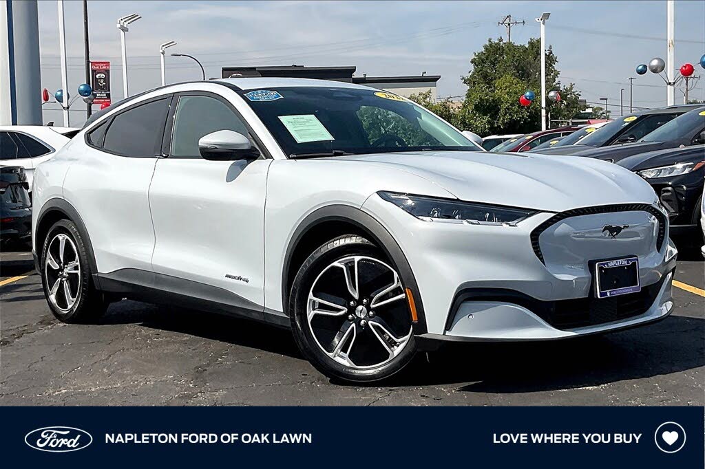 2022 Ford Mustang Mach-E Select AWD