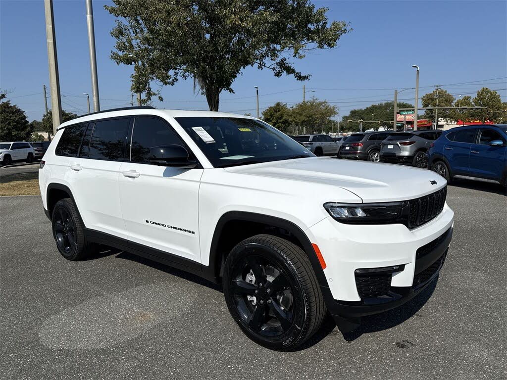 2025 Jeep Grand Cherokee L Limited RWD