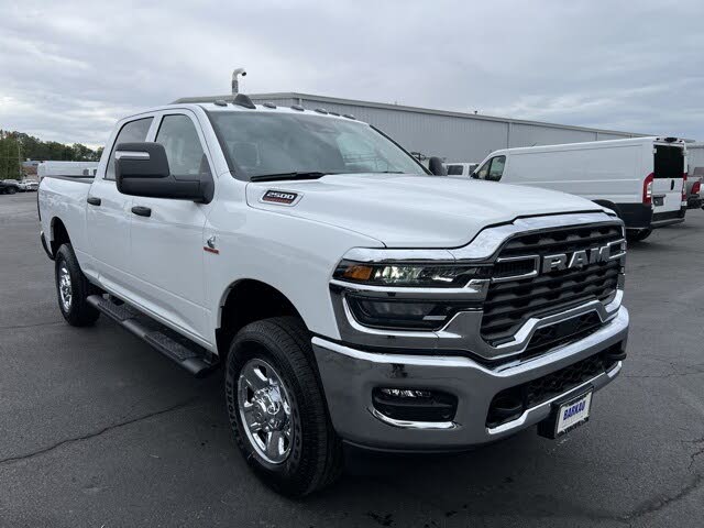 2026 RAM 2500 Tradesman Crew Cab 4WD