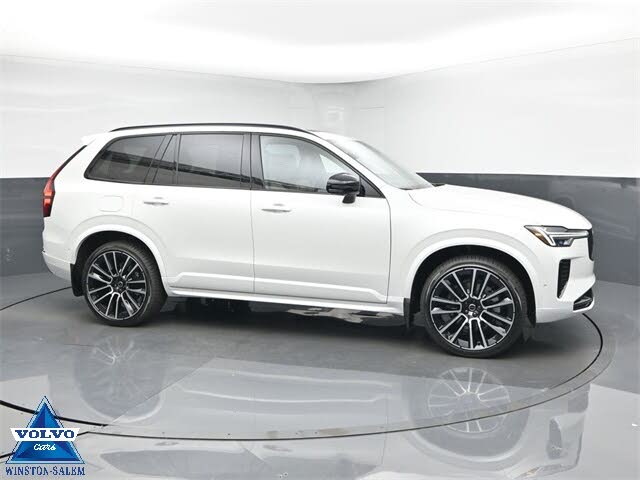 2026 Volvo XC90 B6 Ultra Dark 7-Passenger AWD