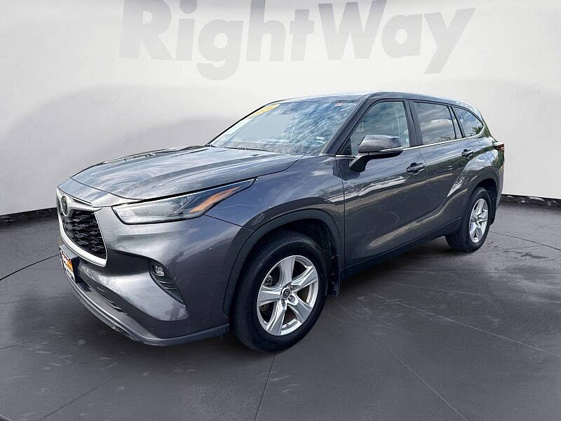 2024 Toyota Highlander LE AWD