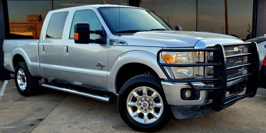 2013 Ford F-250 Super Duty Lariat Crew Cab 4WD