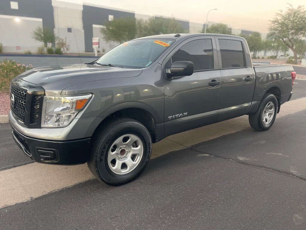 2019 Nissan Titan S Crew Cab RWD