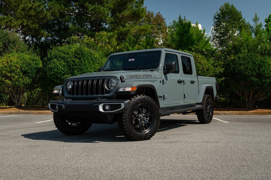 2025 Jeep Gladiator High Tide Crew Cab 4WD