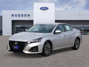 Nissan Altima 2.5 SV FWD