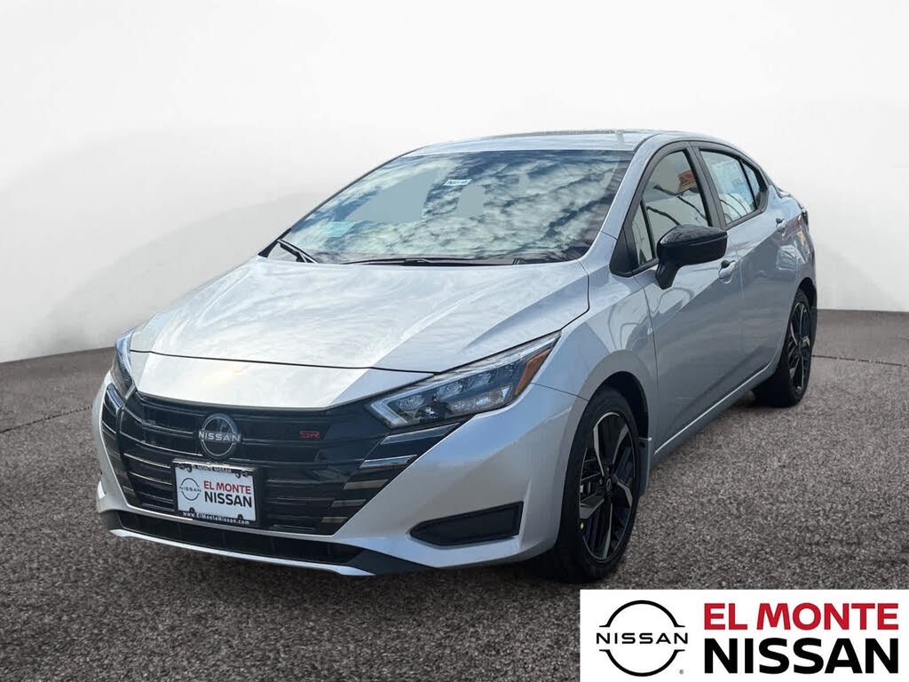 2025 Nissan Versa SR FWD