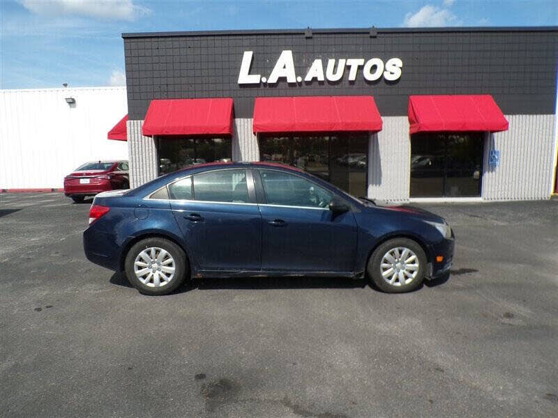 2011 Chevrolet Cruze LS Sedan FWD