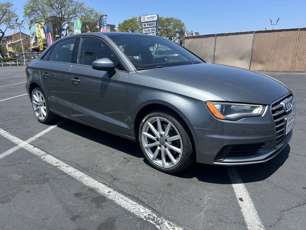 2016 Audi A3 2.0T quattro Premium Sedan AWD