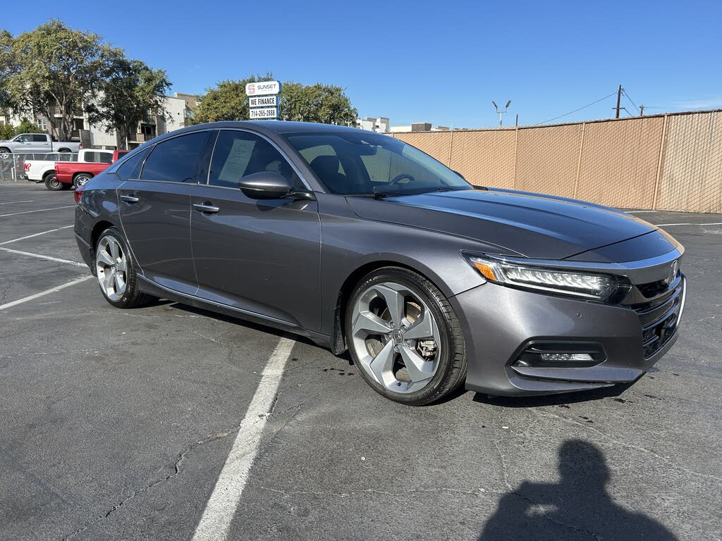 2018 Honda Accord 1.5T Touring FWD