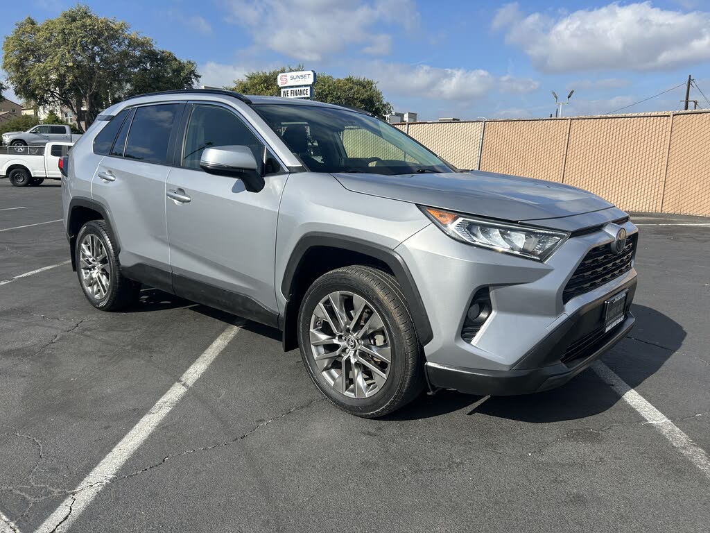 2019 Toyota RAV4 XLE Premium AWD