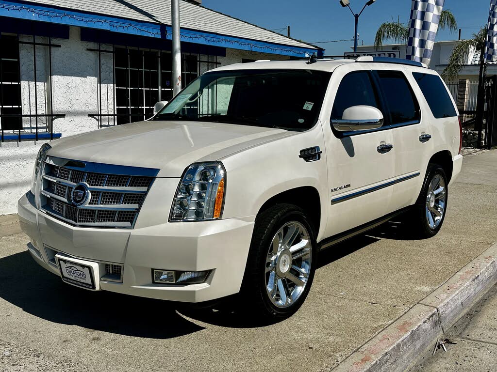 2012 Cadillac Escalade Platinum RWD