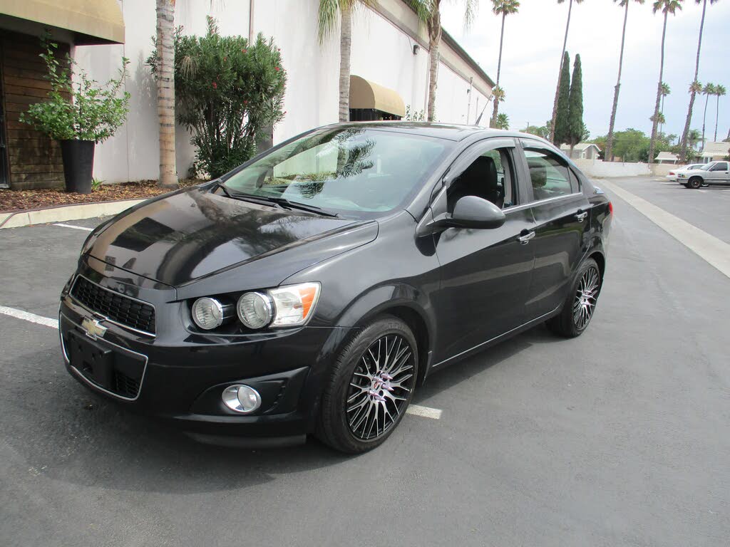 2014 Chevrolet Sonic LTZ Sedan FWD