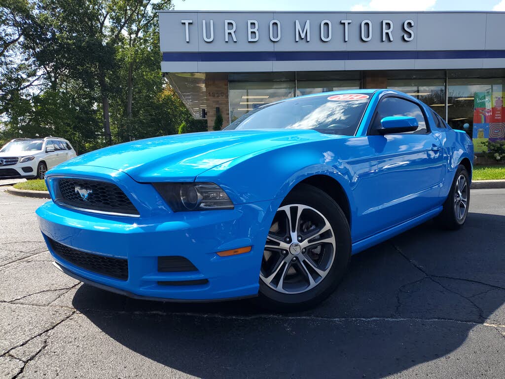 2014 Ford Mustang V6 Premium Coupe RWD