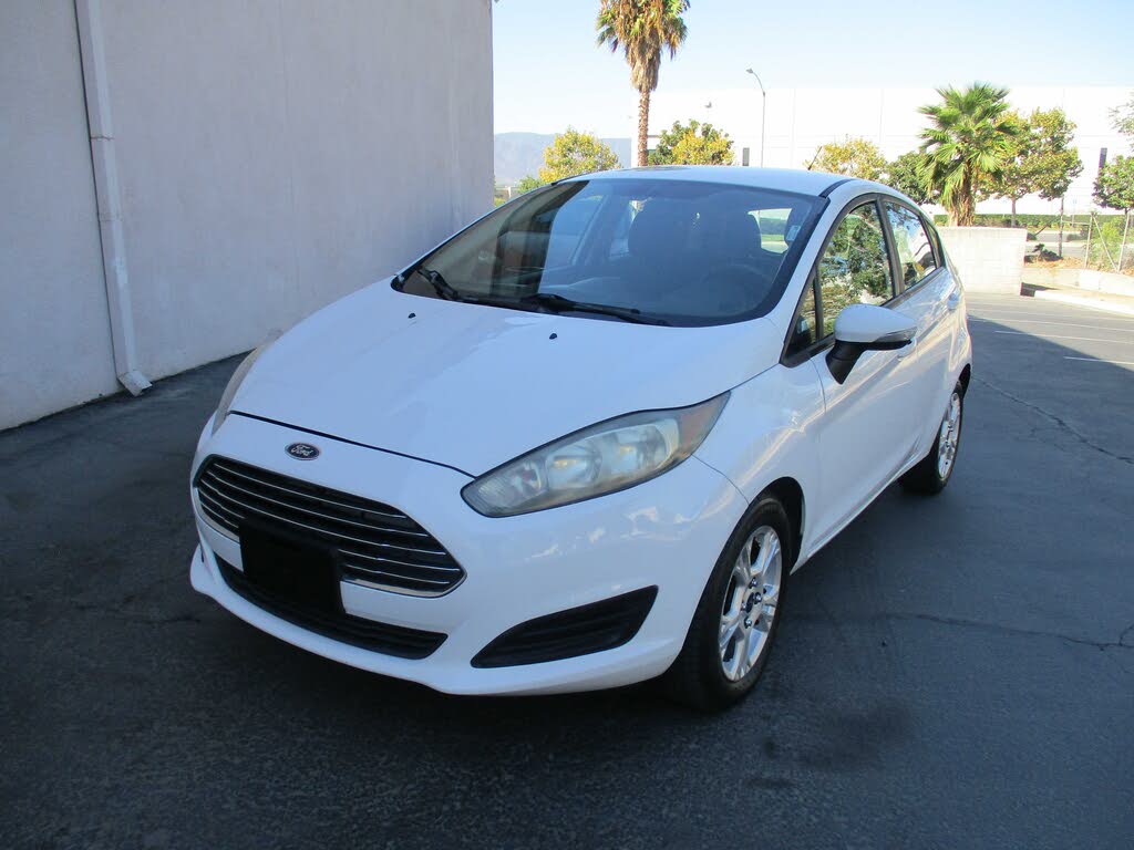 2015 Ford Fiesta SE Hatchback