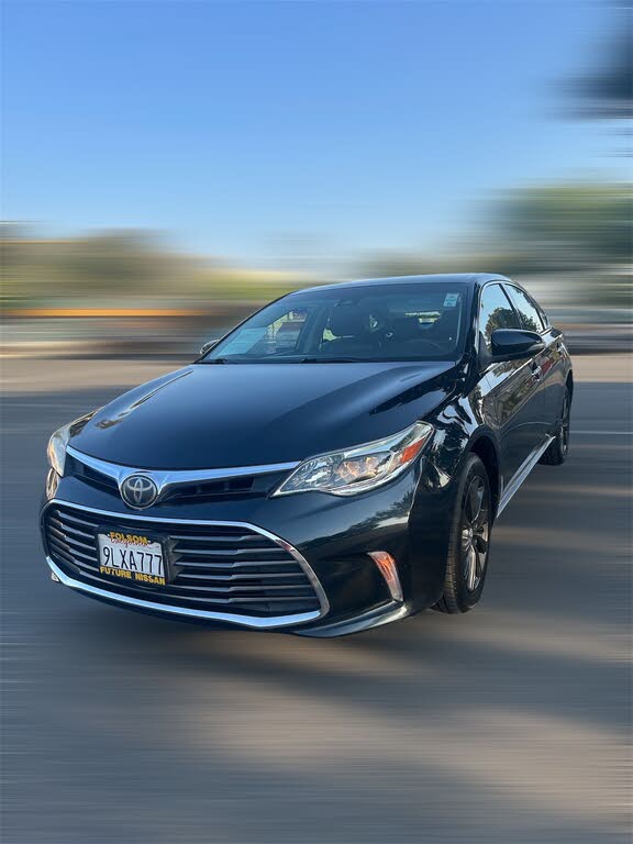 2018 Toyota Avalon XLE