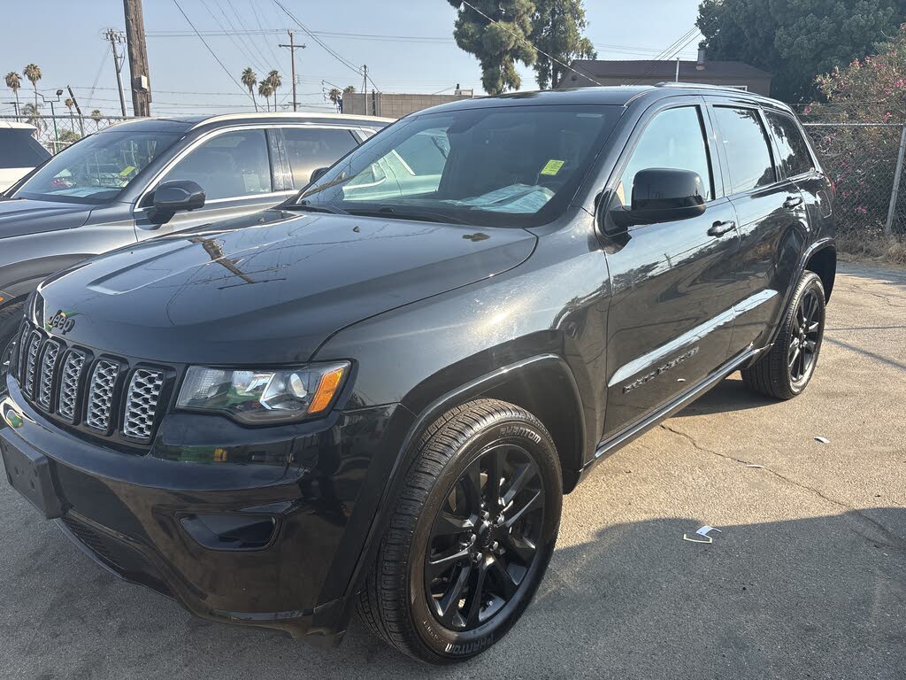2019 Jeep Grand Cherokee Altitude 4WD