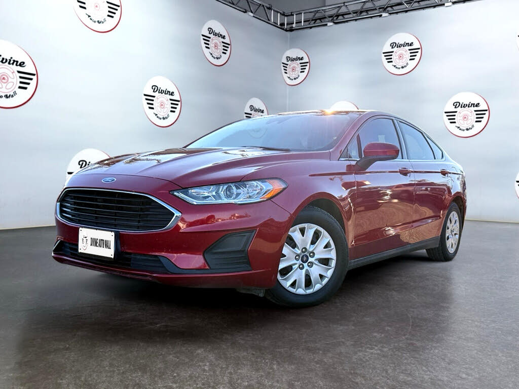 2020 Ford Fusion SE FWD