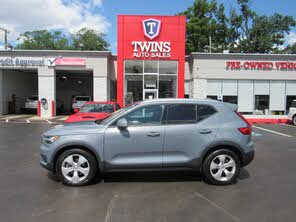 Volvo XC40 T5 Momentum AWD