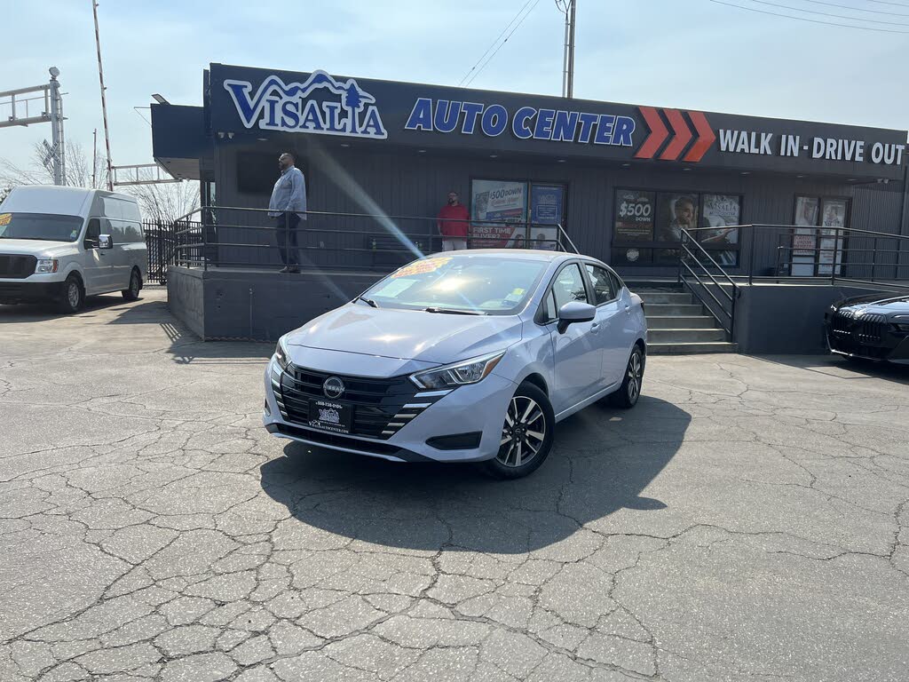 2024 Nissan Versa SV FWD