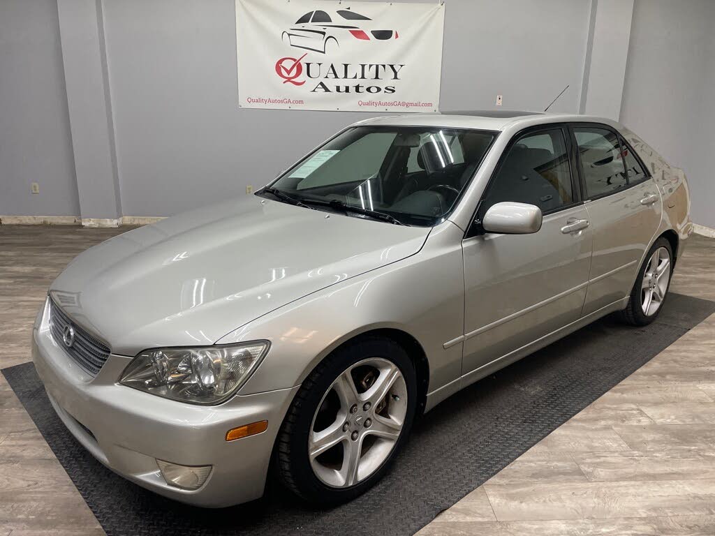 2001 Lexus IS 300 Sedan RWD