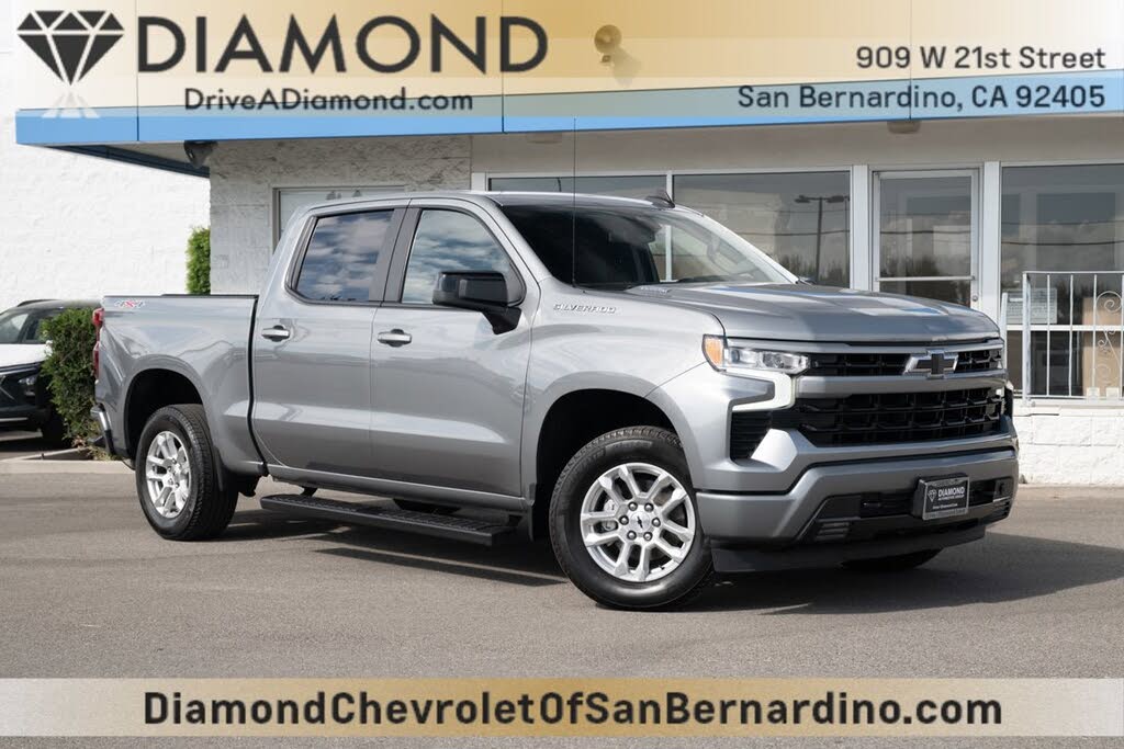 2023 Chevrolet Silverado 1500 RST Crew Cab 4WD