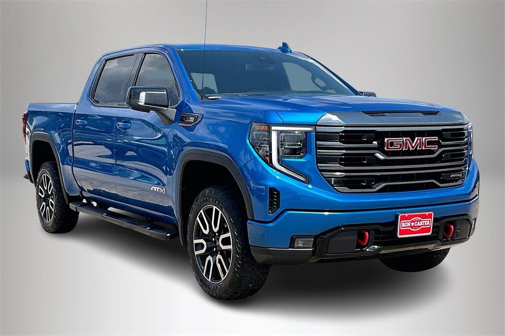 2022 GMC Sierra 1500 AT4 Crew Cab 4WD