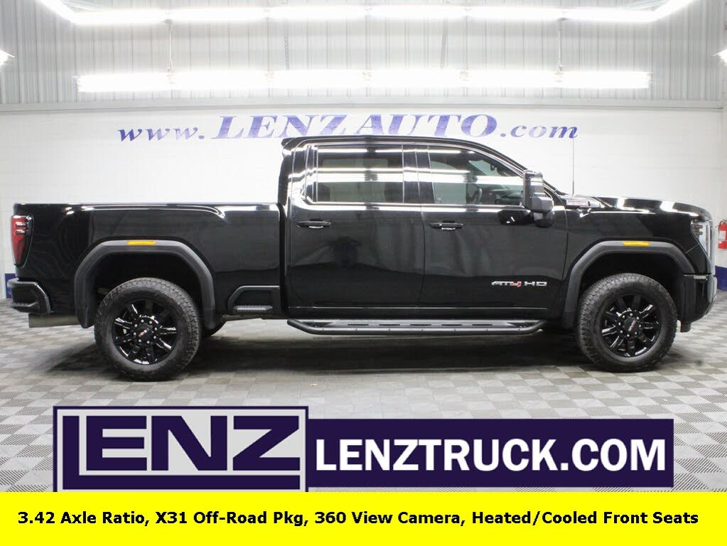 2024 GMC Sierra 2500HD AT4 Crew Cab 4WD