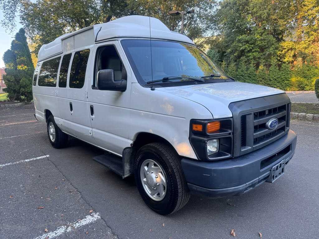 2014 Ford E-Series E-350 Super Duty Extended Cargo Van