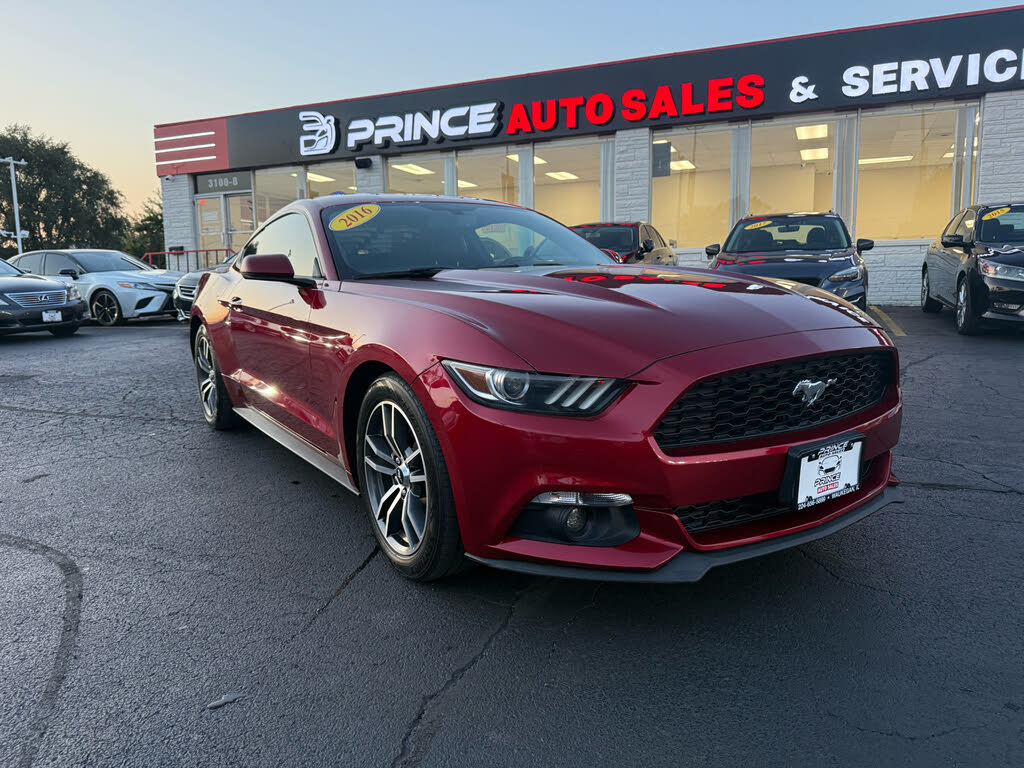 2016 Ford Mustang EcoBoost Coupe RWD