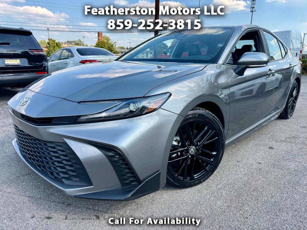 2025 Toyota Camry XLE FWD