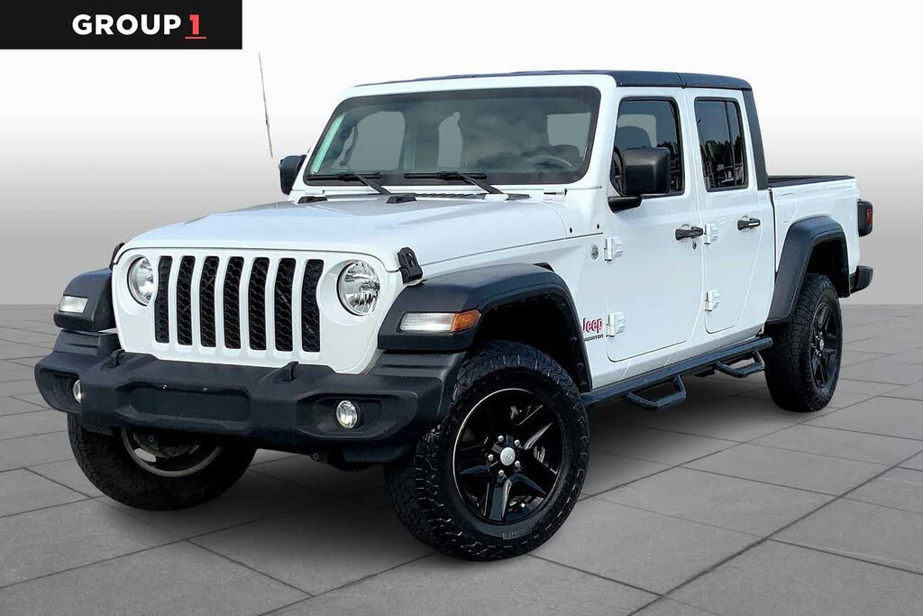 2020 Jeep Gladiator Sport S Crew Cab 4WD