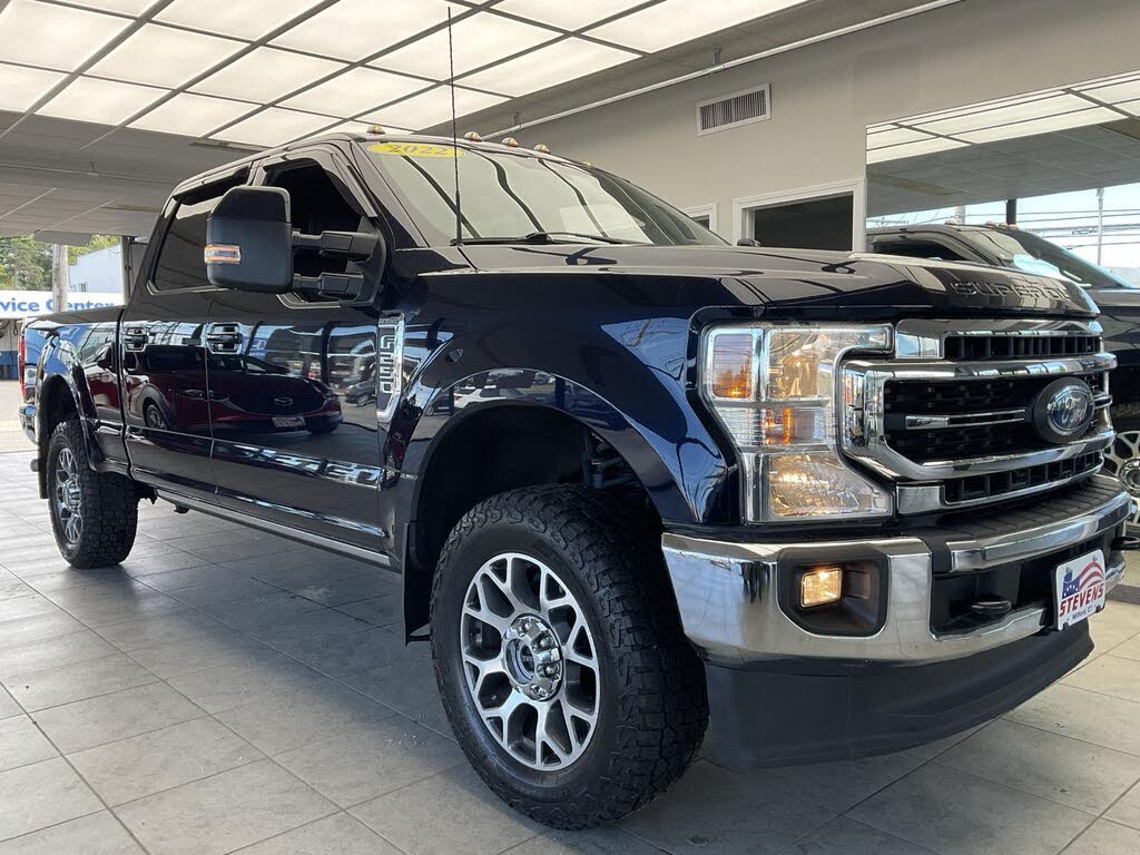 2022 Ford F-250 Super Duty Lariat Crew Cab 4WD