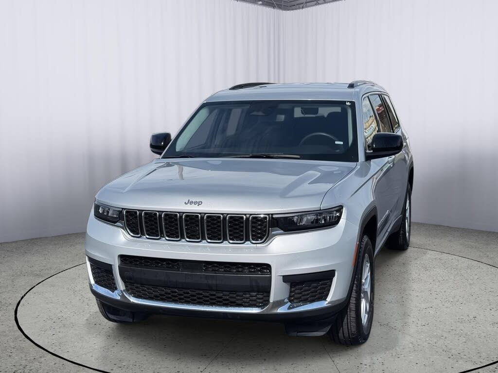 2023 Jeep Grand Cherokee L Laredo 4WD